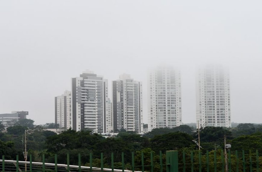 Frente fria avança sobre MS com chuva, ventos fortes e queda brusca de temperatura
